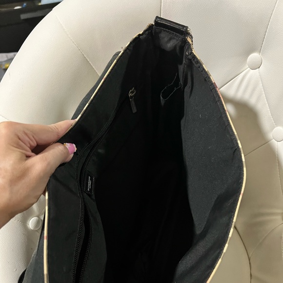 Burberry Bag - Picture 7 of 7
